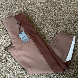 Abercrombie YPB leggings, size large, NWT